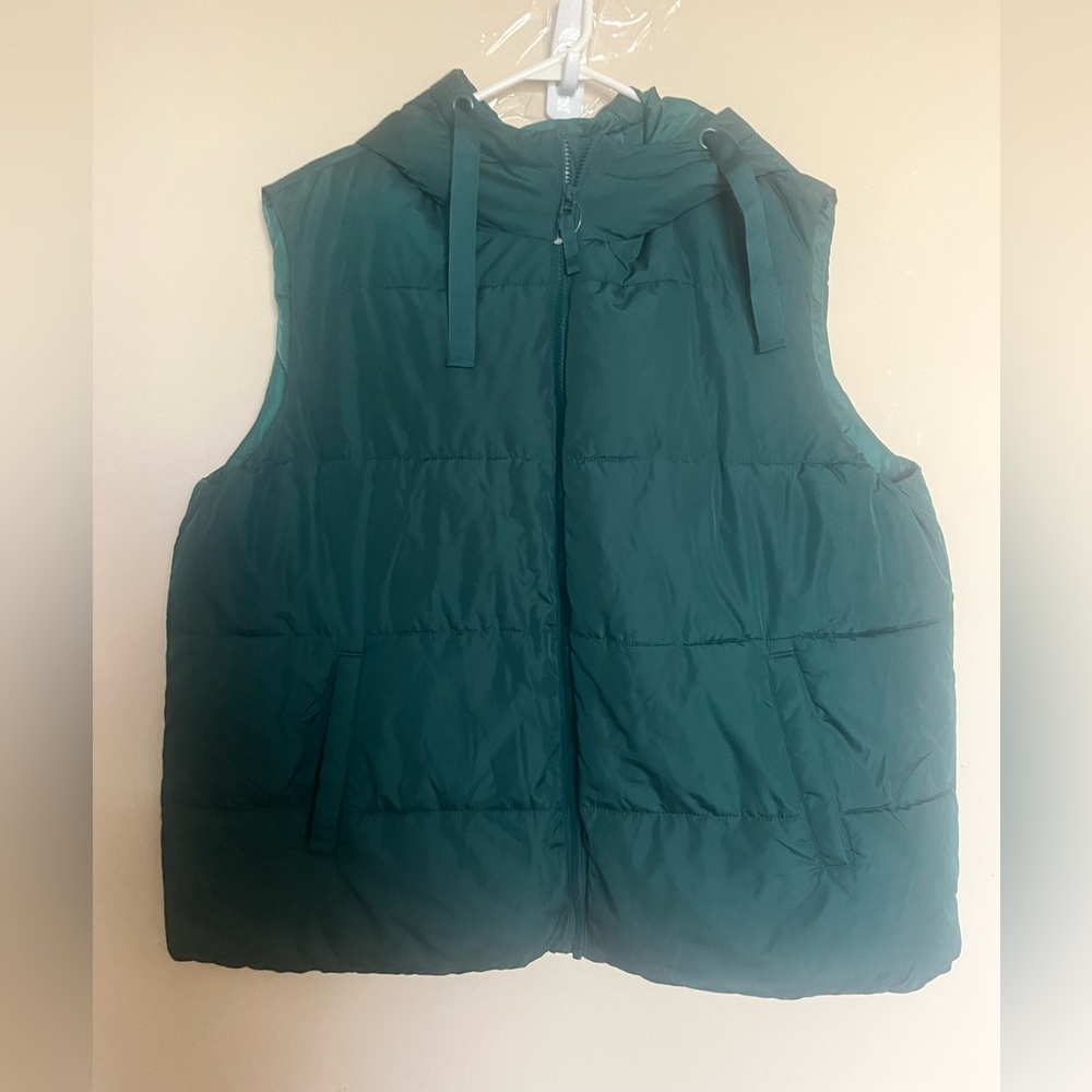 GAP Forest Green ColdControl Vest - Picture 4 of 4